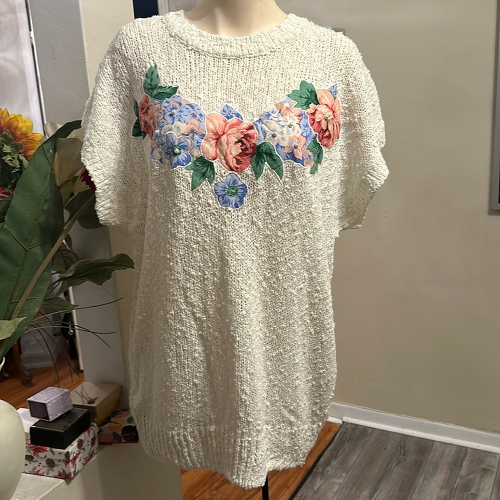 Bubbles floral short sleeve knit sweater  size 44
